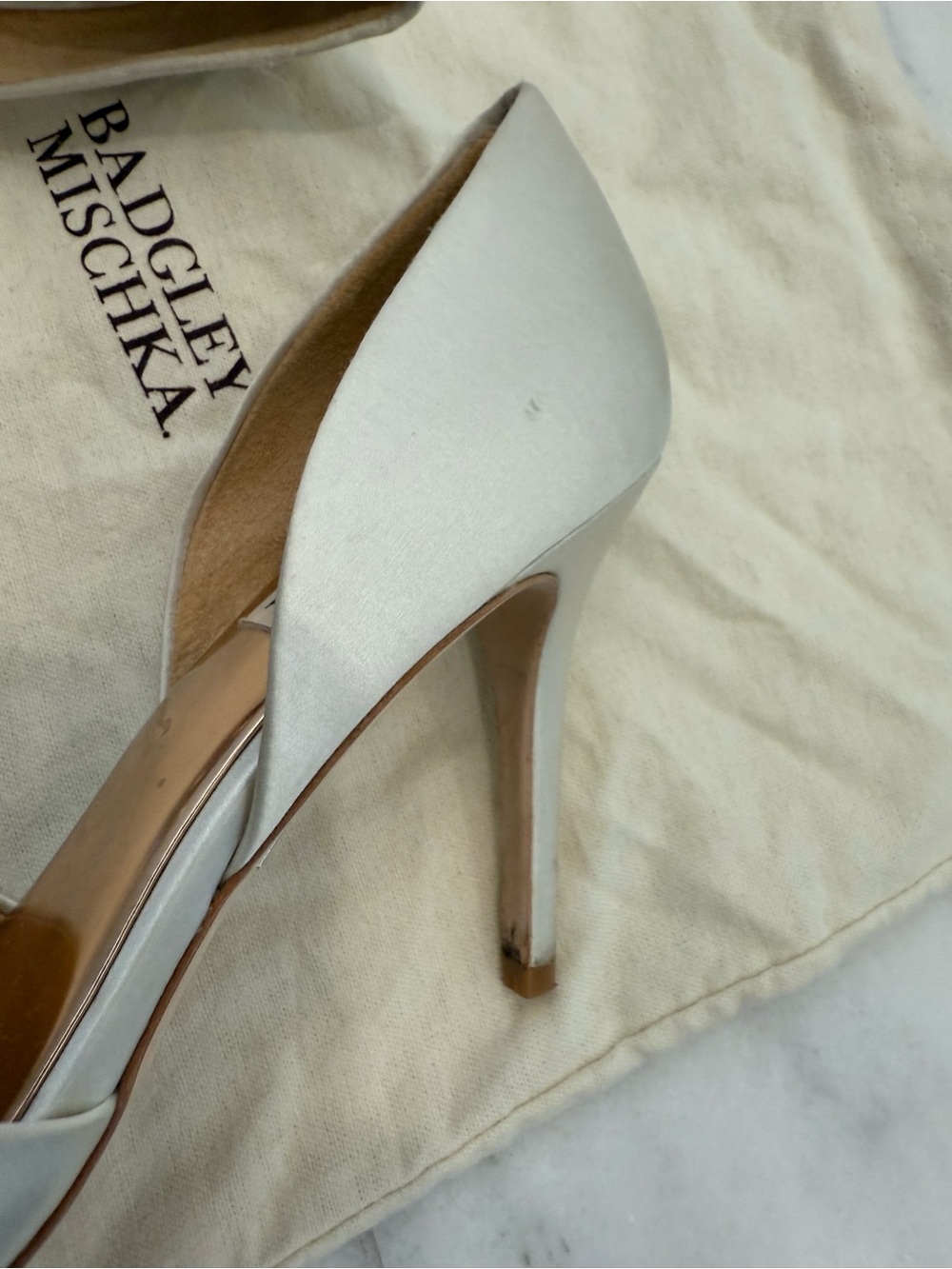 Badgley Mischka Jazmin d’Orsay Pumps in ivory satin Size 7.5 - Picture 4 of 9